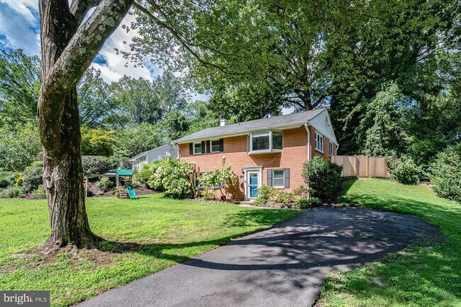 Photo - 6508 Berkshire Dr