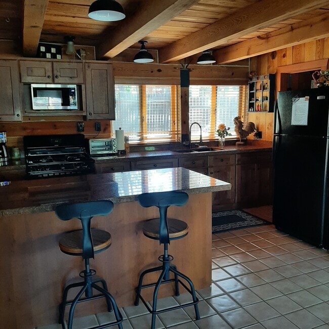 Photo - 70 Hohokam Cir