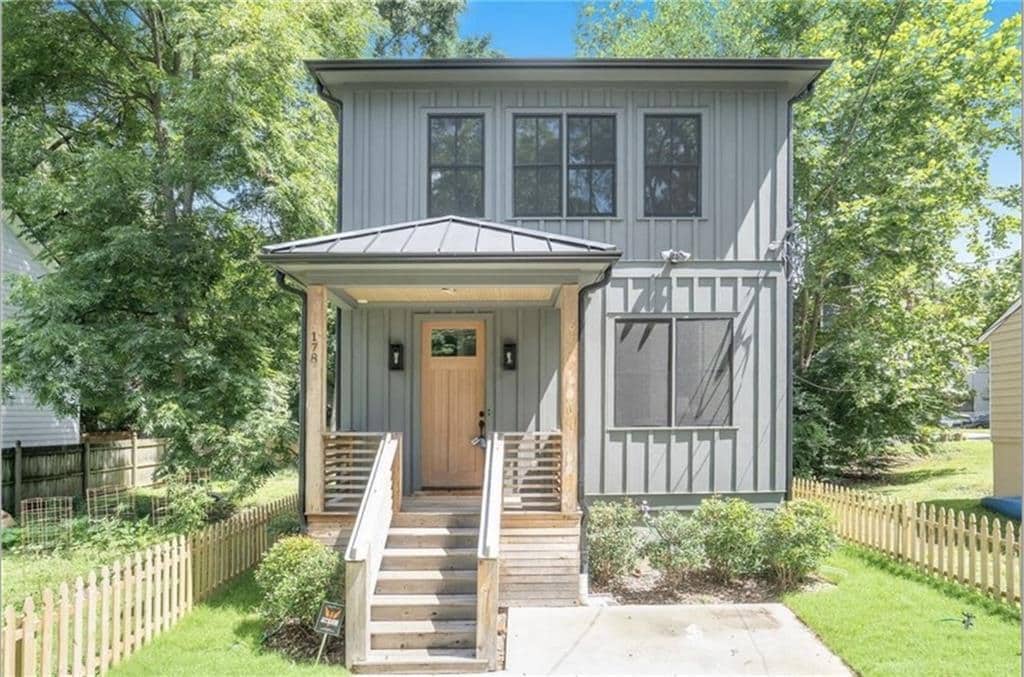 Photo - 178 Richardson St SE