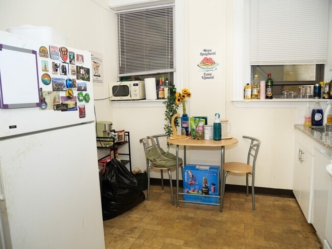 Photo - 1386 Beacon St Unit 4