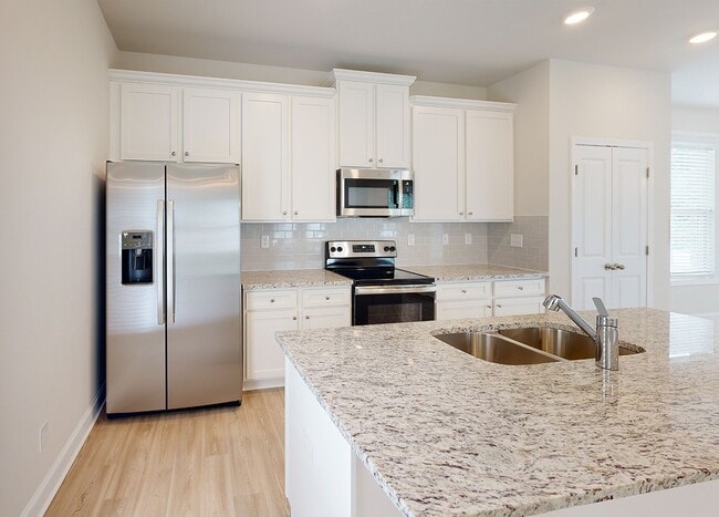 Quinn Residences at McCart Landing