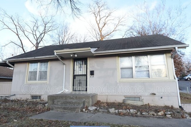 Building Photo - 1501 N 22nd St Rental