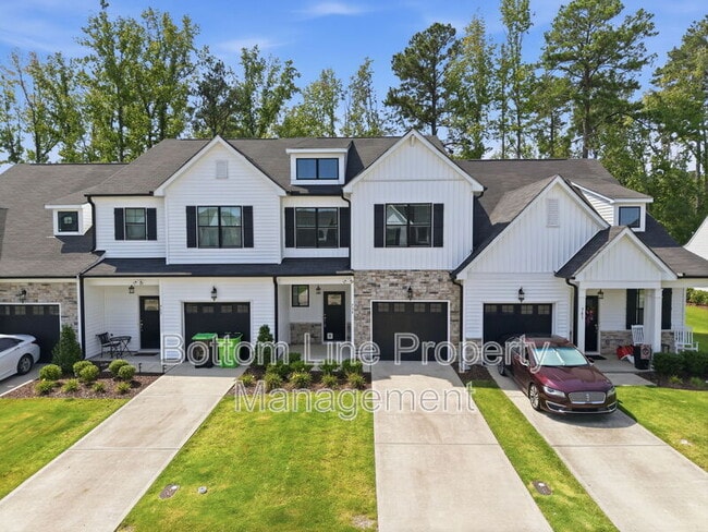 Photo - 739 Putney Hl Rd