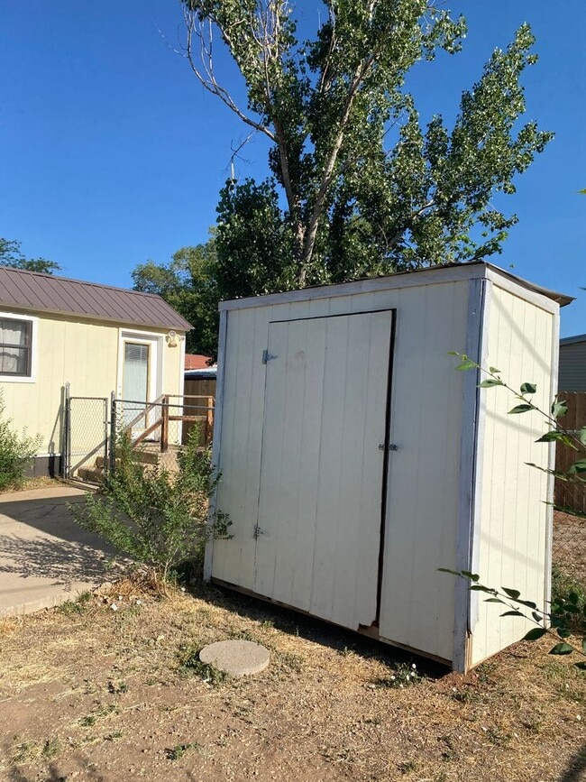 Photo - DDCO YELLOW Unit Studio Home