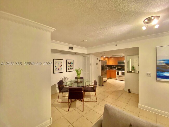 Photo - 1650 Coral Wy Unit 504