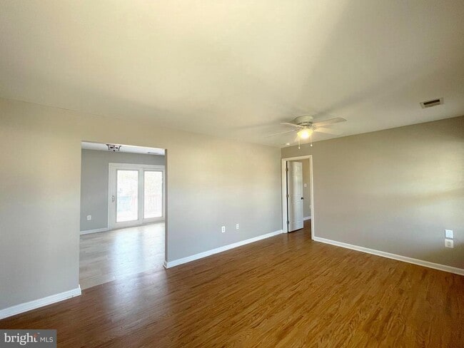 Building Photo - 813 Yardley Dr Rental