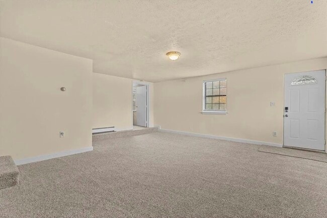 Building Photo - 333 Groveland St Unit 3