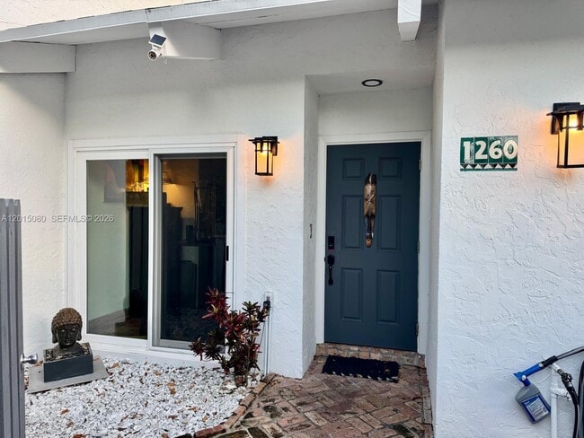 Photo - 1260 SE 2nd St