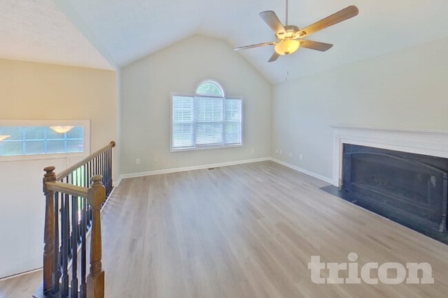 Photo - 1800 Cedar Hill
