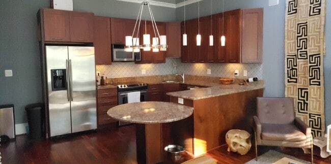 Photo - 1811 8th St NW Unidad 2