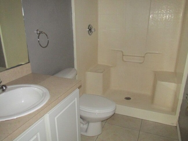 Photo - Spacious 3 bedroom 2 bath duplex
