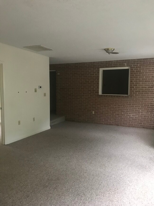 Photo - 200 4th St Unit 200