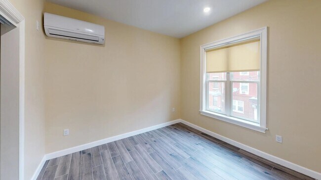 Photo - 680 Grand St Unit 509