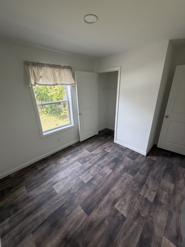 17 Donald St