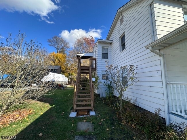 Building Photo - 376 S Main St Unit 1