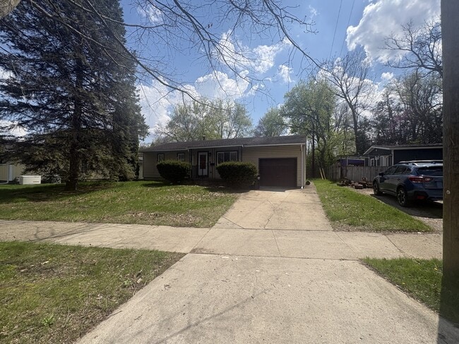 Photo - 814 Taylor St