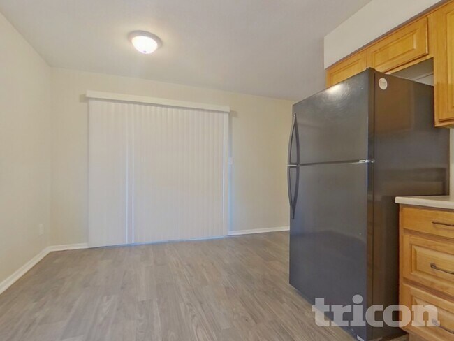 Photo - 3607 N 87th Ave