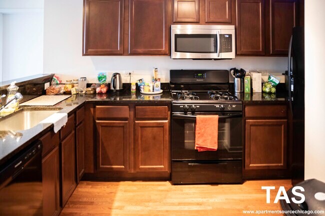 Photo - 4217 W Irving Park Rd Unit 2B