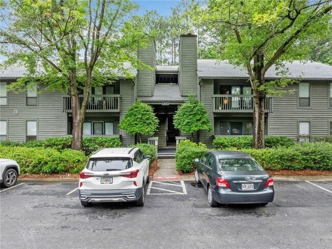 Photo - 113 Tuxworth Cir