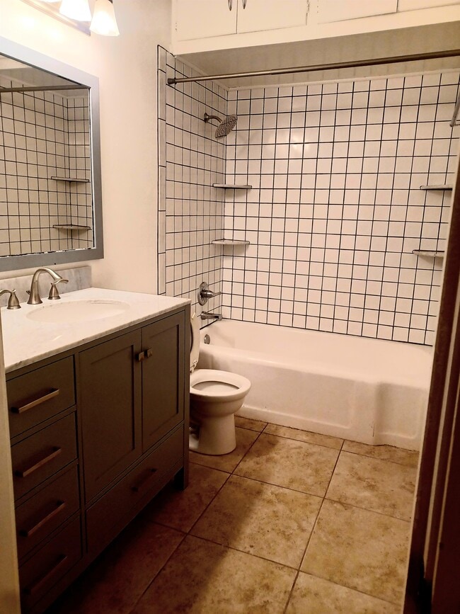 Photo - 1817 Ardath Ave