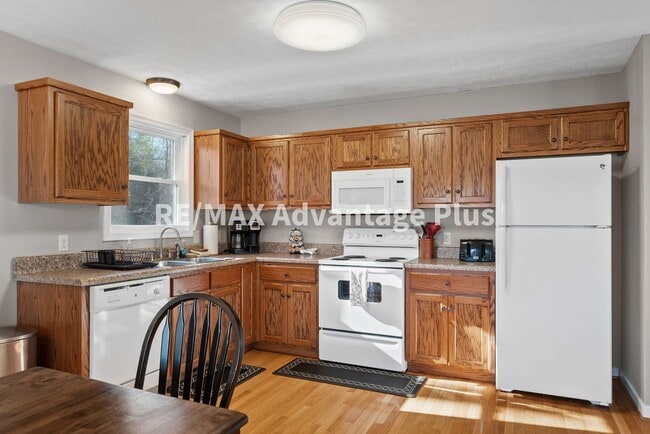 Photo - 3-Bedroom in Town of Farmville with One-Le...