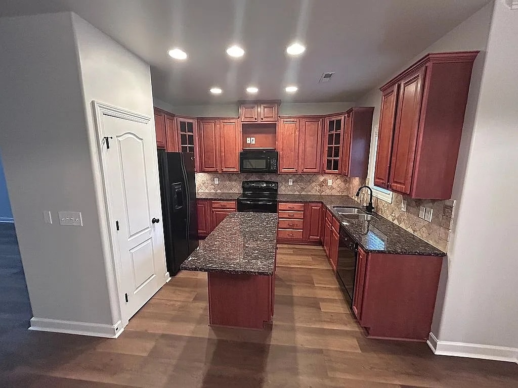 Photo - 1828 Rushing Wood Dr NW