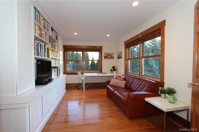 Photo - 114 Mt Pleasant Ave