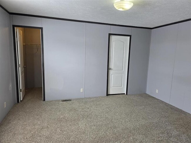 Photo - 300 Bay Port Cir