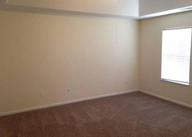 Photo - 316 Pin Oak Dr