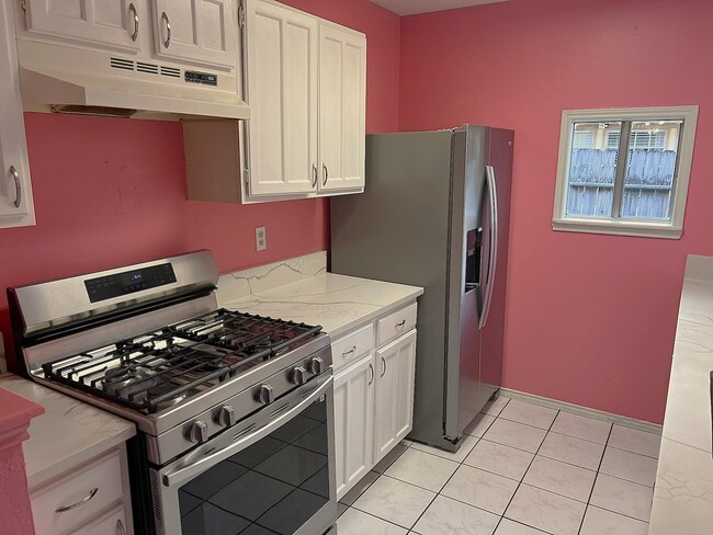 Photo - 15811 Beechnut St
