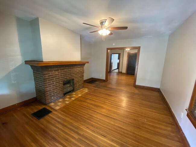 52 E Norwich Ave Unit 54