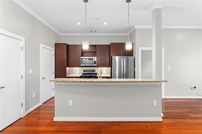 Photo - 870 Inman Vlg Pkwy NE Unidad 219