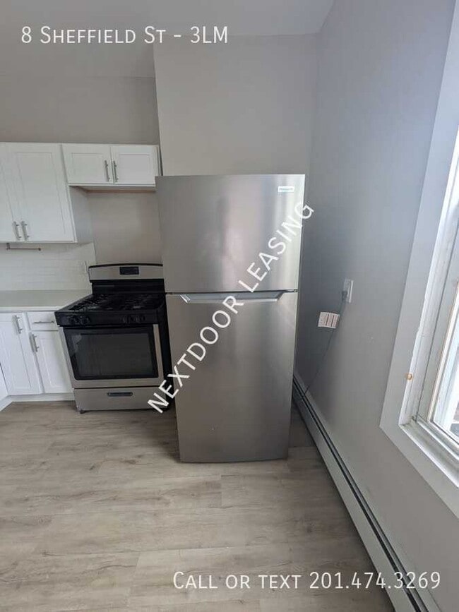 Photo - 8 Sheffield St Unit 3LM