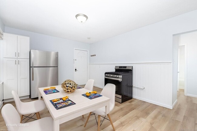 Photo - 80 Belden St Unidad 2