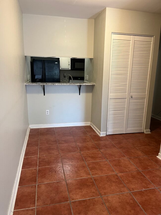 Área de desayuno - 716 Saint Louis St Unidad 716 Saint Louis Street