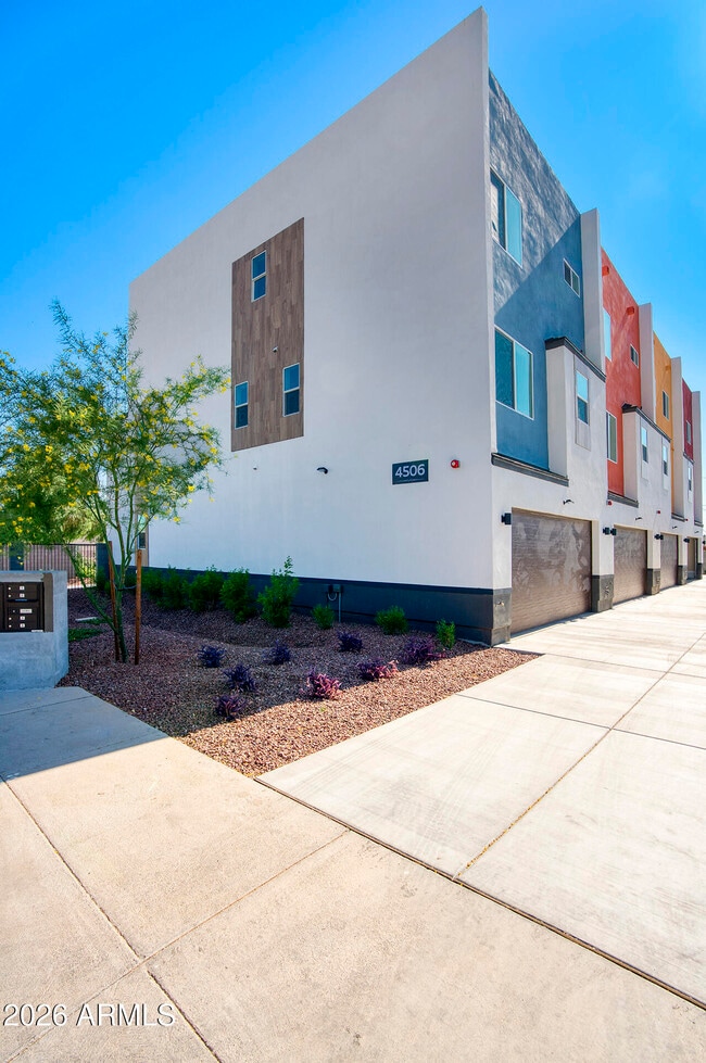 Photo - 4506 N 10th St