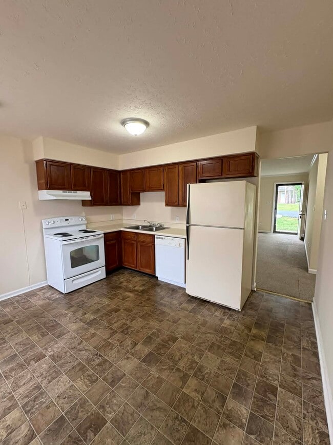 Photo - 2119 Rock Creek Dr