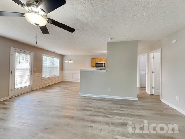 Photo - 597 Shadow Valley Ct