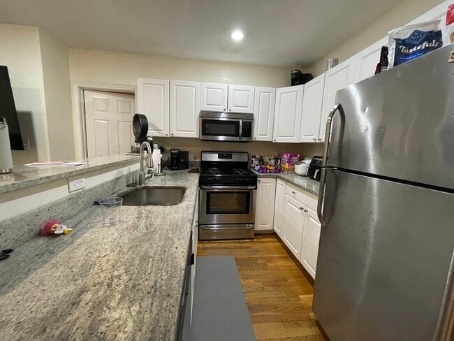 324 Saint Paul St Unit 2