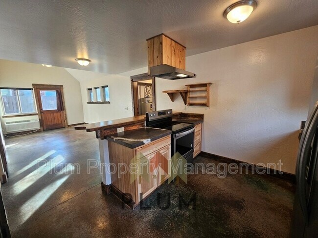 Photo - 131 Speedway Ave Unit 1A