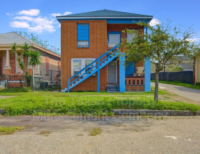 Photo - 712 40th St Unidad 2