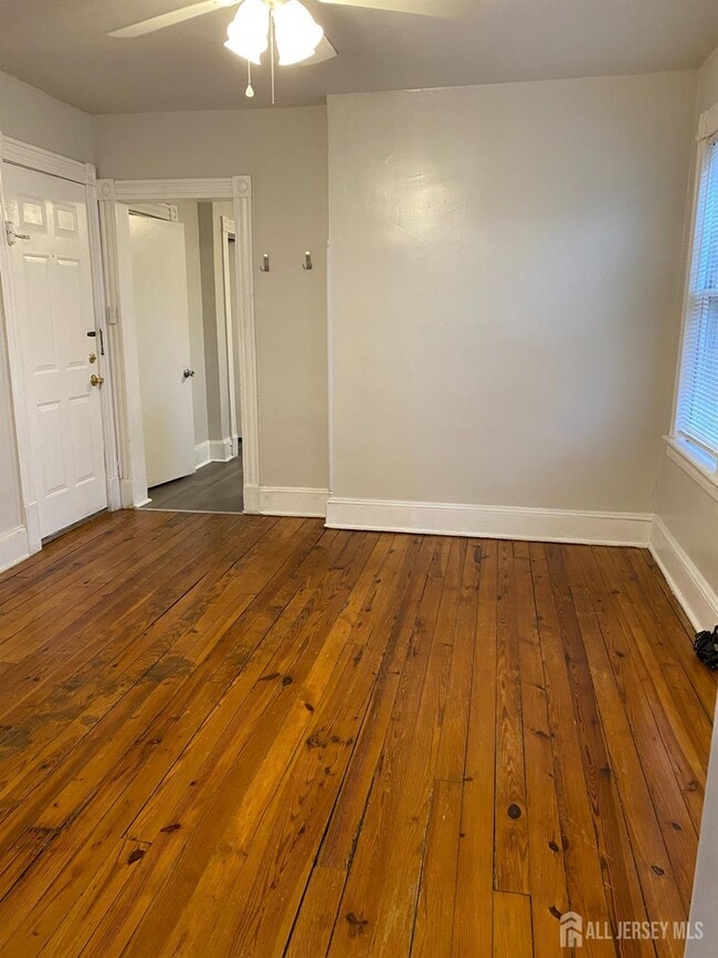 237 Montgomery St Unit 2