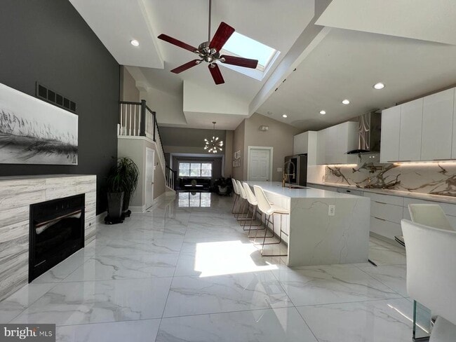 Photo - 3332 Philmont Ave