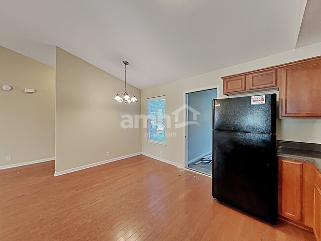 Photo - 2106 Bimelech Ln