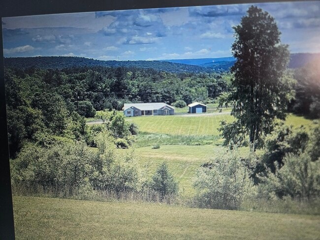 Photo - 175 Victoria Arms Cir