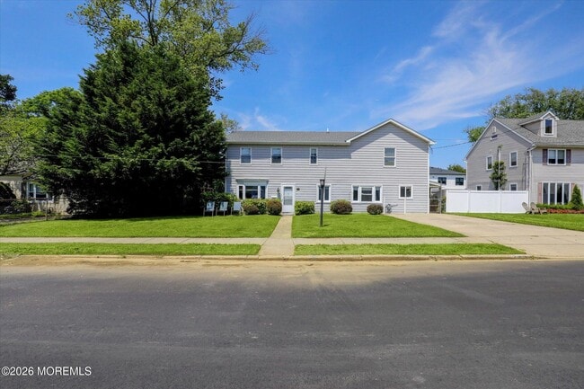 Photo - 265 Norgrove Ave