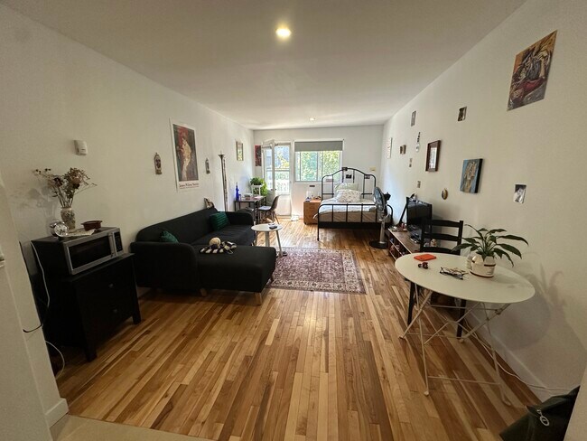 Living room - 3685 Rue Berri