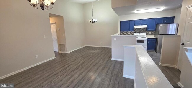 Photo - 9381 Scarlet Oak Dr