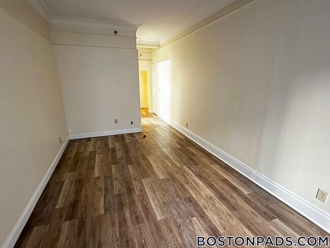 62 Boylston St Unidad 304