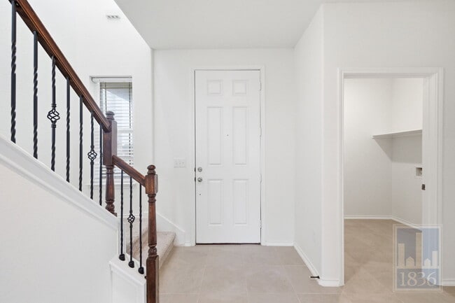 Photo - 7812 Song Sparrow Dr.